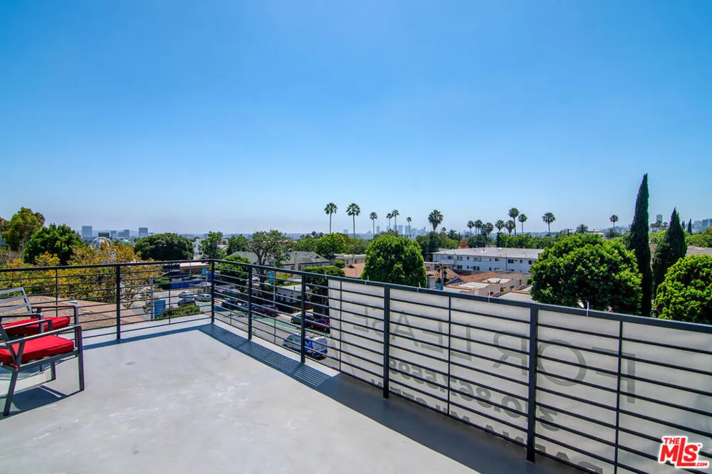 1236 Fairfax Avenue #5 West Hollywood, CA 90046