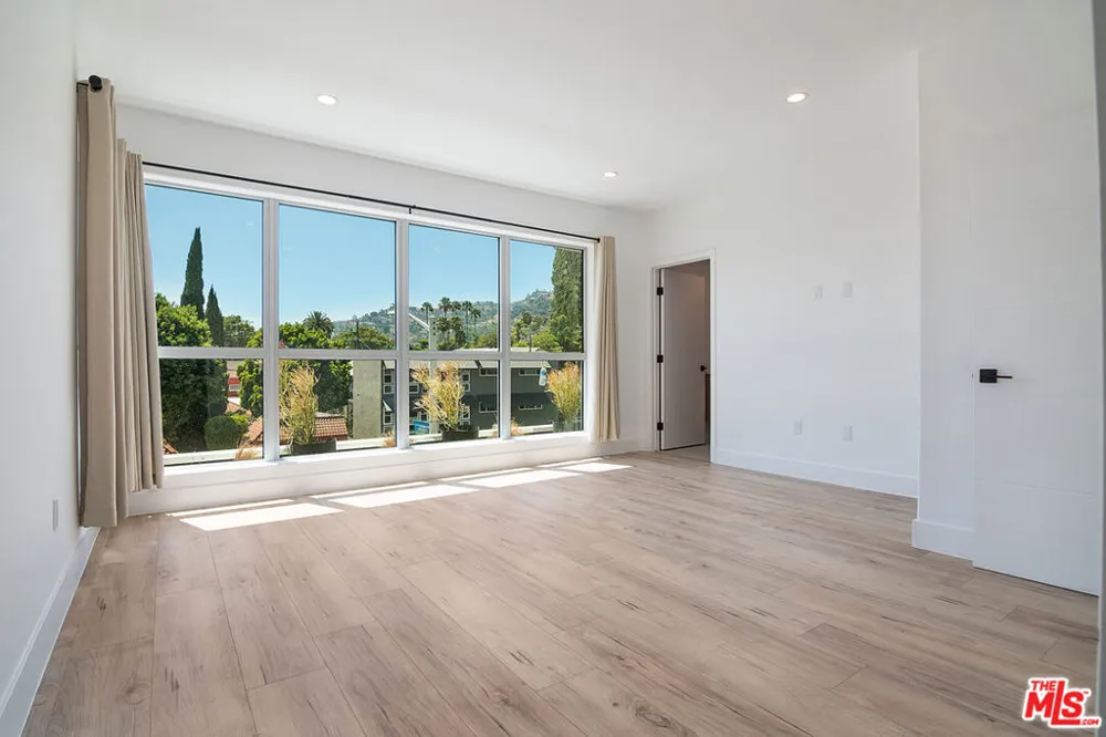 1236 Fairfax Avenue #5 West Hollywood, CA 90046