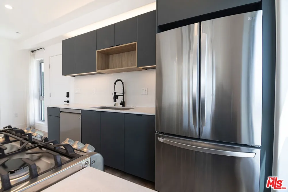 1236 Fairfax Avenue #5 West Hollywood, CA 90046