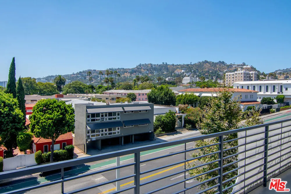 1236 Fairfax Avenue #5 West Hollywood, CA 90046