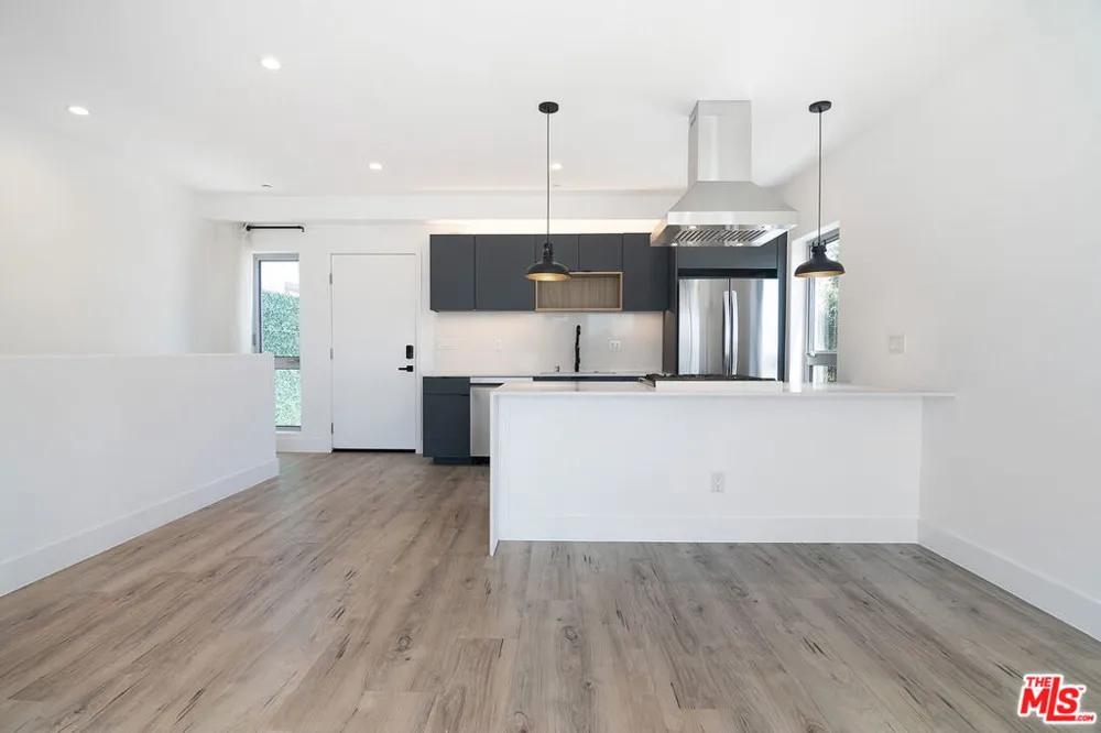 1236 Fairfax Avenue #5 West Hollywood, CA 90046