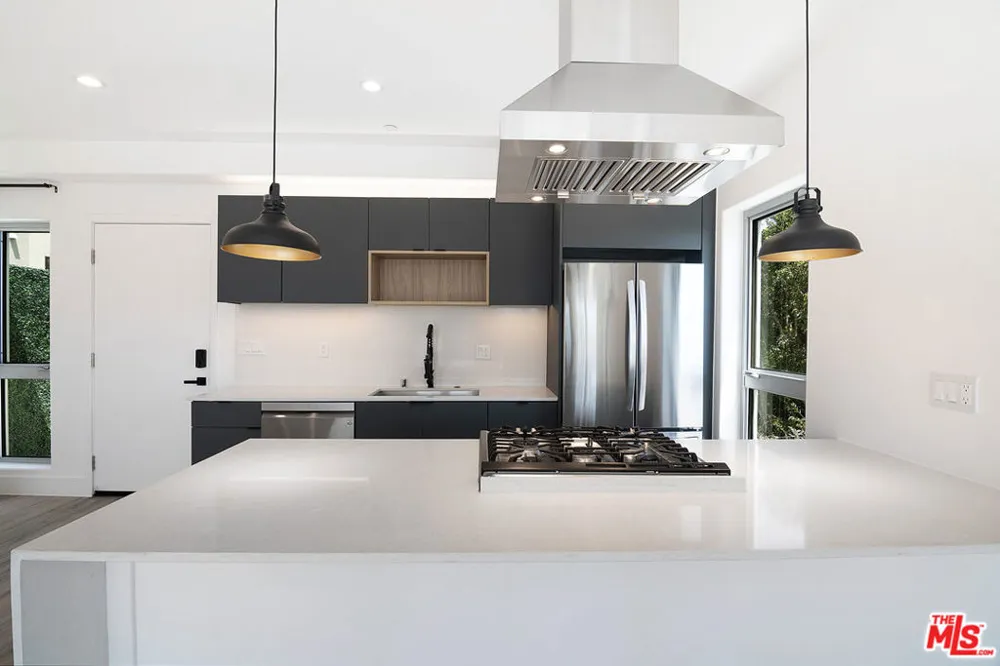 1236 Fairfax Avenue #5 West Hollywood, CA 90046