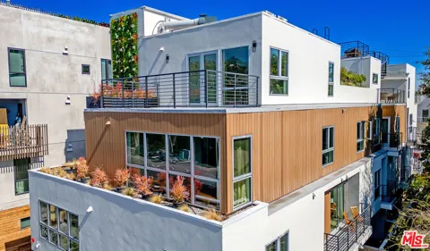 1236 Fairfax Avenue #5