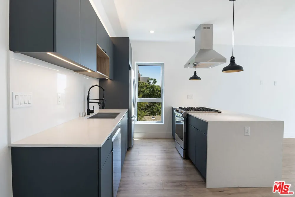 1236 Fairfax Avenue #5 West Hollywood, CA 90046