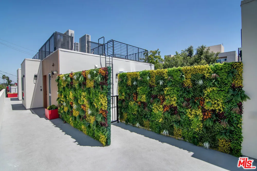 1236 Fairfax Avenue #5 West Hollywood, CA 90046
