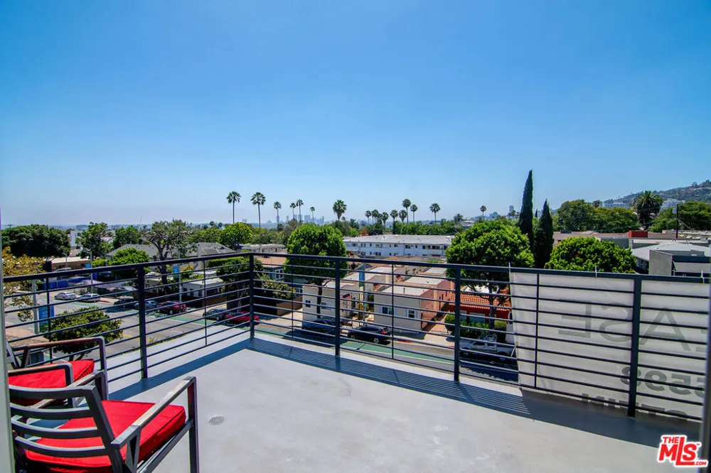 1236 Fairfax Avenue #5 West Hollywood, CA 90046