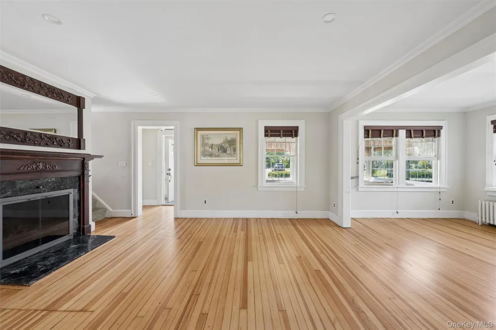 138 Hallock Street Riverhead, NY 11901