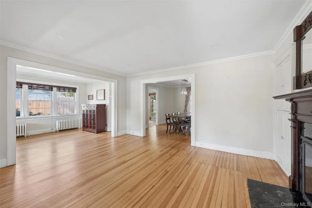 138 Hallock Street Riverhead, NY 11901