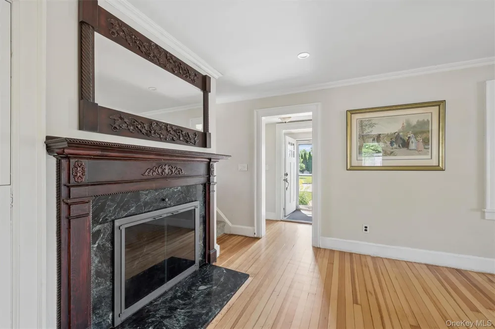 138 Hallock Street Riverhead, NY 11901