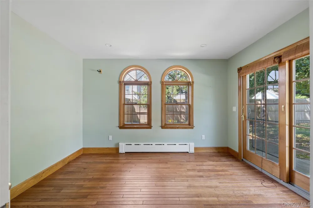 138 Hallock Street Riverhead, NY 11901