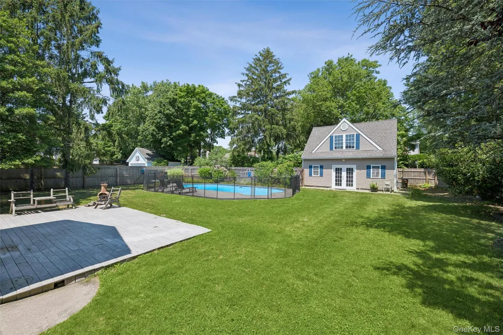 138 Hallock Street Riverhead, NY 11901