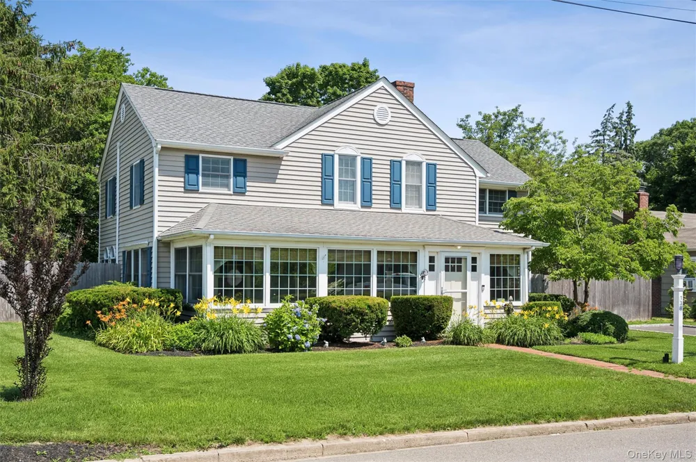 138 Hallock Street Riverhead, NY 11901