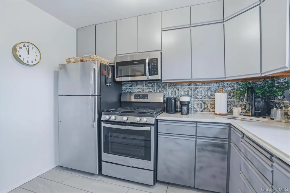 90 Osborne Hill Road #B14 Wappingers Falls, NY 12590