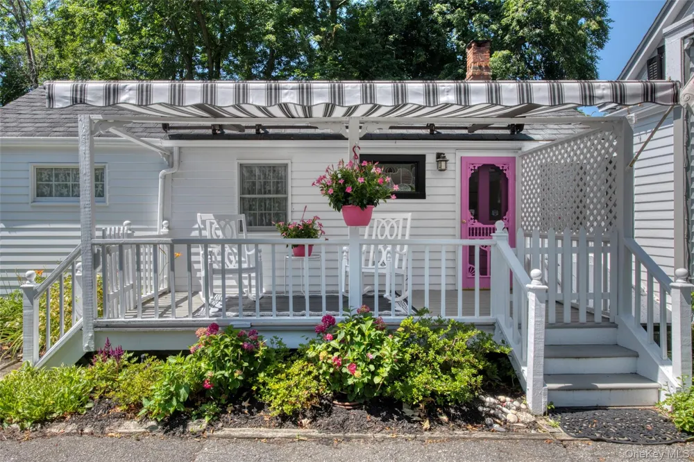 8440 Main Road East Marion, NY 11939