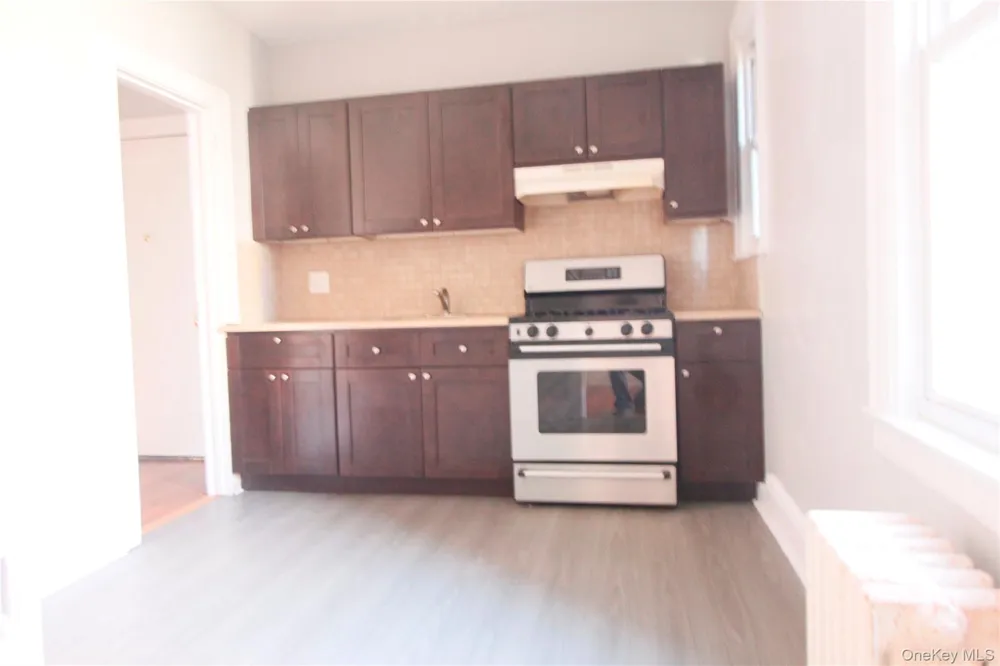 477 Merrick Road Lynbrook, NY 11563