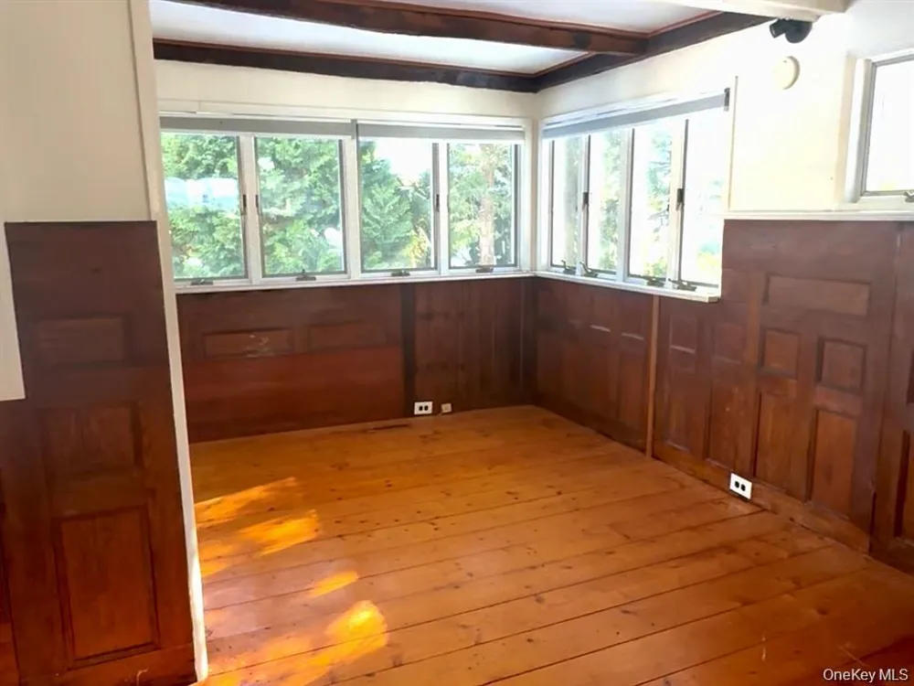 39 Cedar Drive Southampton, NY 11968
