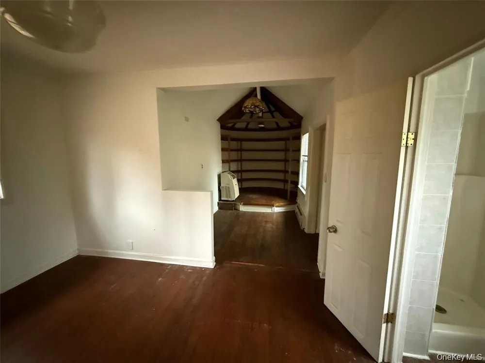 39 Cedar Drive Southampton, NY 11968