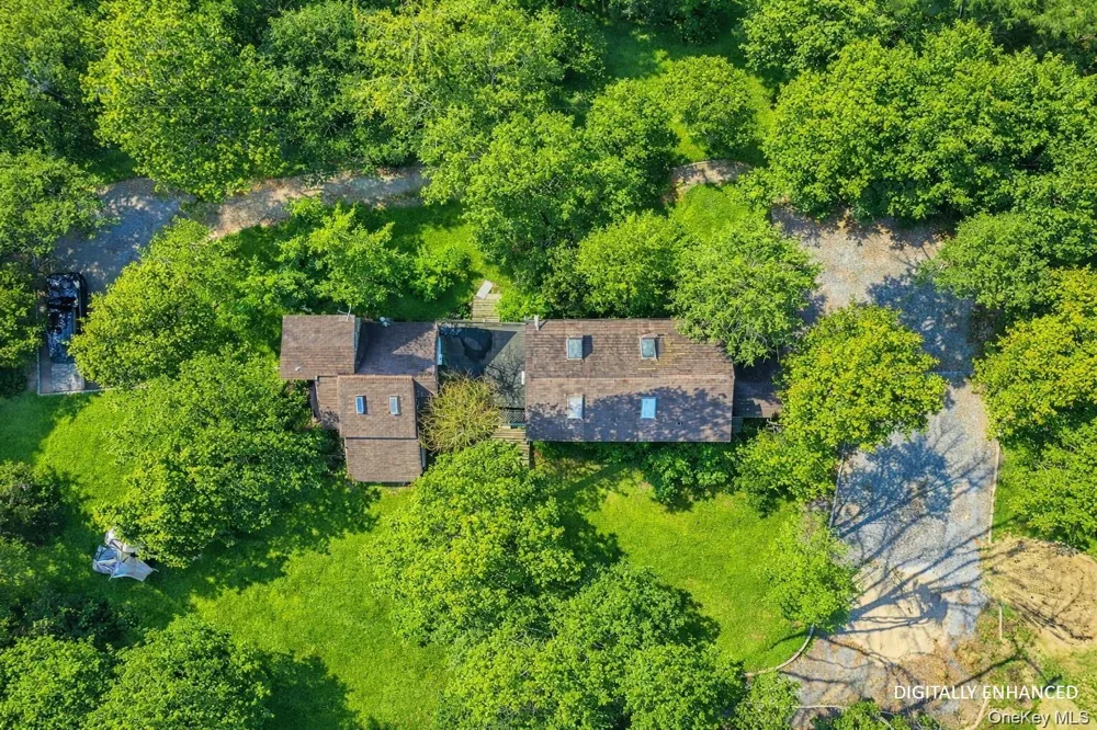 39 Cedar Drive Southampton, NY 11968