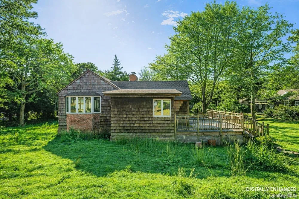 39 Cedar Drive Southampton, NY 11968