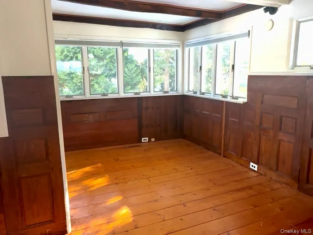 39 Cedar Drive Southampton, NY 11968