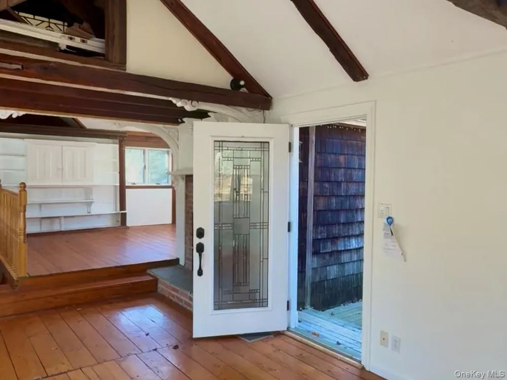 39 Cedar Drive Southampton, NY 11968