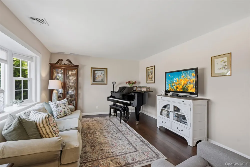 36 Liszt Street Hicksville, NY 11801