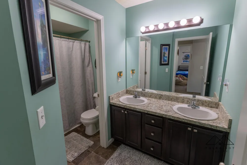 415 Edgewood Pass Fenton, MI 48430