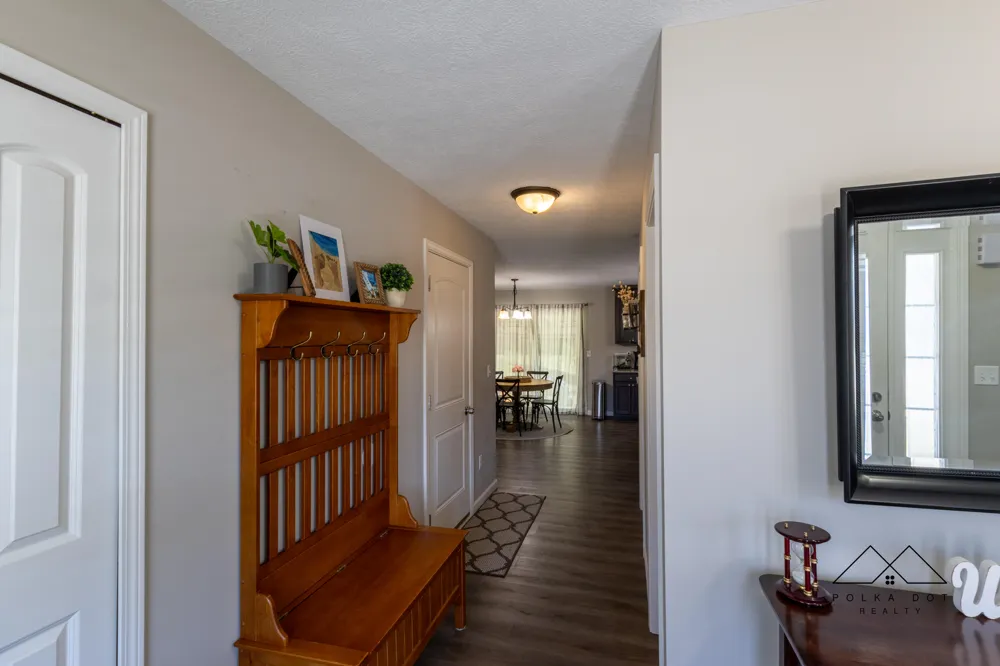 415 Edgewood Pass Fenton, MI 48430