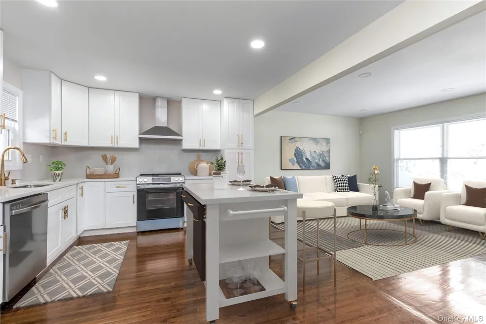 1701 Lexington Avenue Merrick, NY 11566