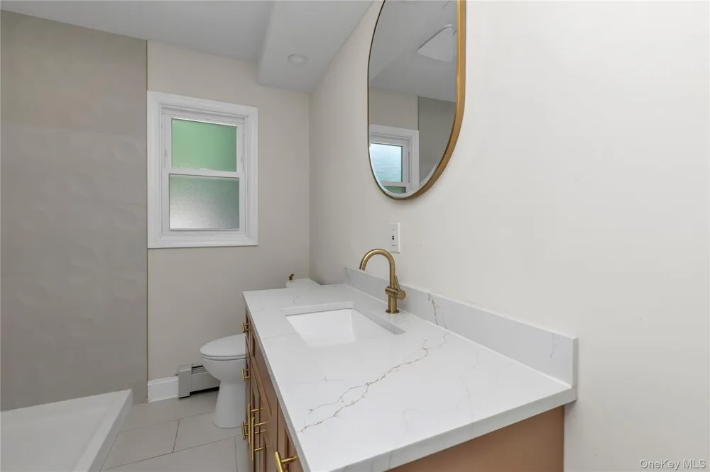 1701 Lexington Avenue Merrick, NY 11566