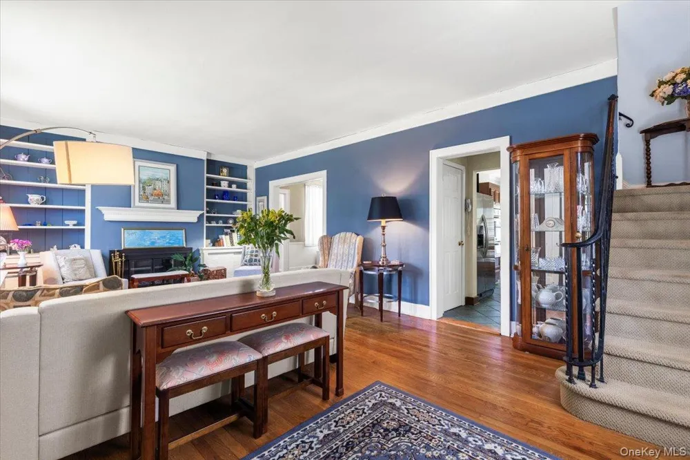 1072 Hunter Avenue Pelham, NY 10803