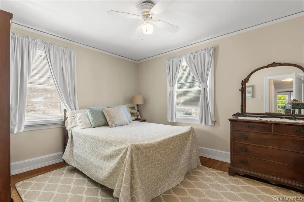 1072 Hunter Avenue Pelham, NY 10803
