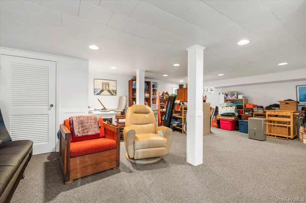 1072 Hunter Avenue Pelham, NY 10803