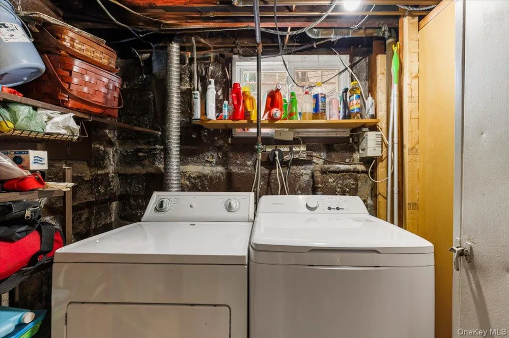 1072 Hunter Avenue Pelham, NY 10803