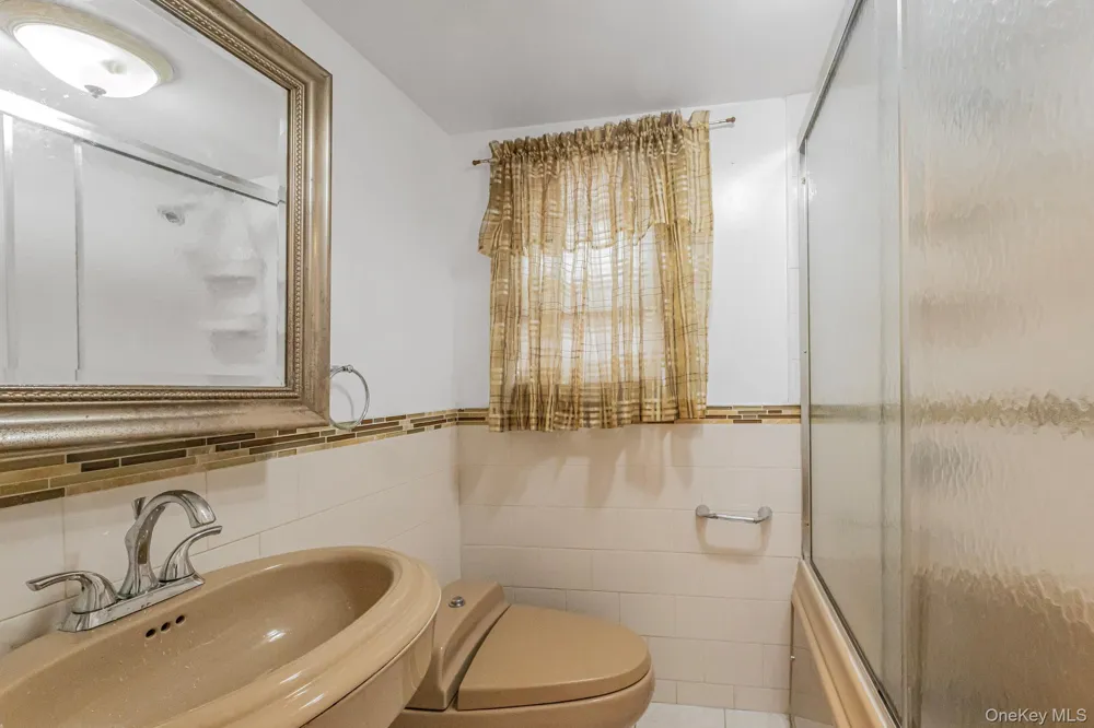 9006 107th Avenue Ozone Park, NY 11417