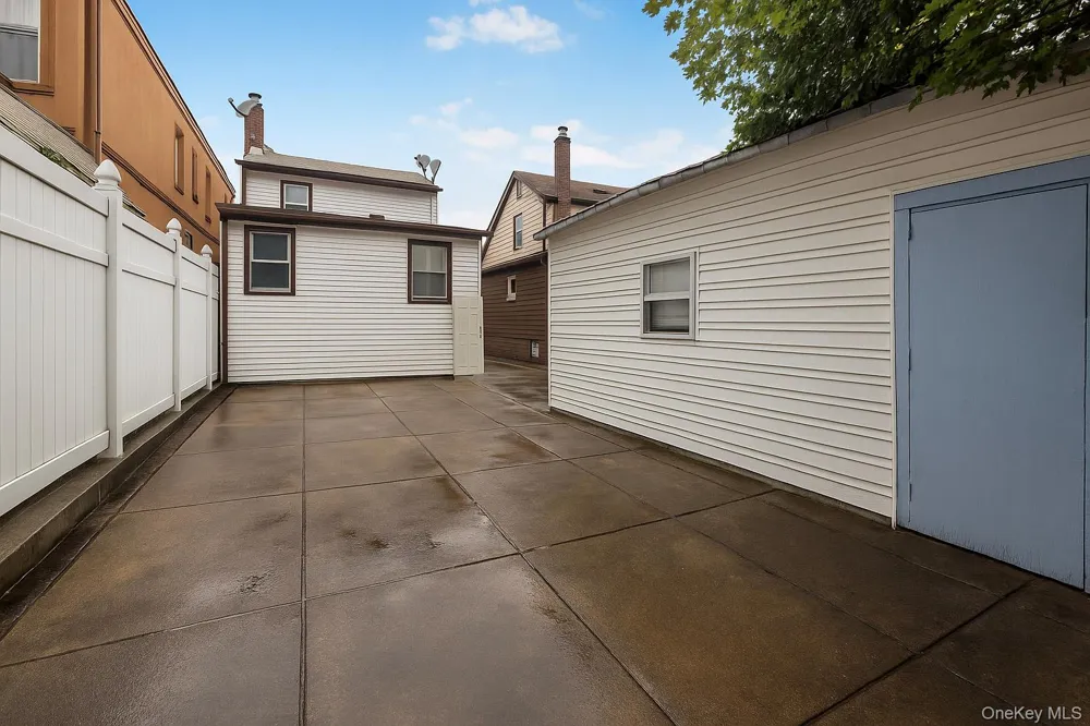 9006 107th Avenue Ozone Park, NY 11417