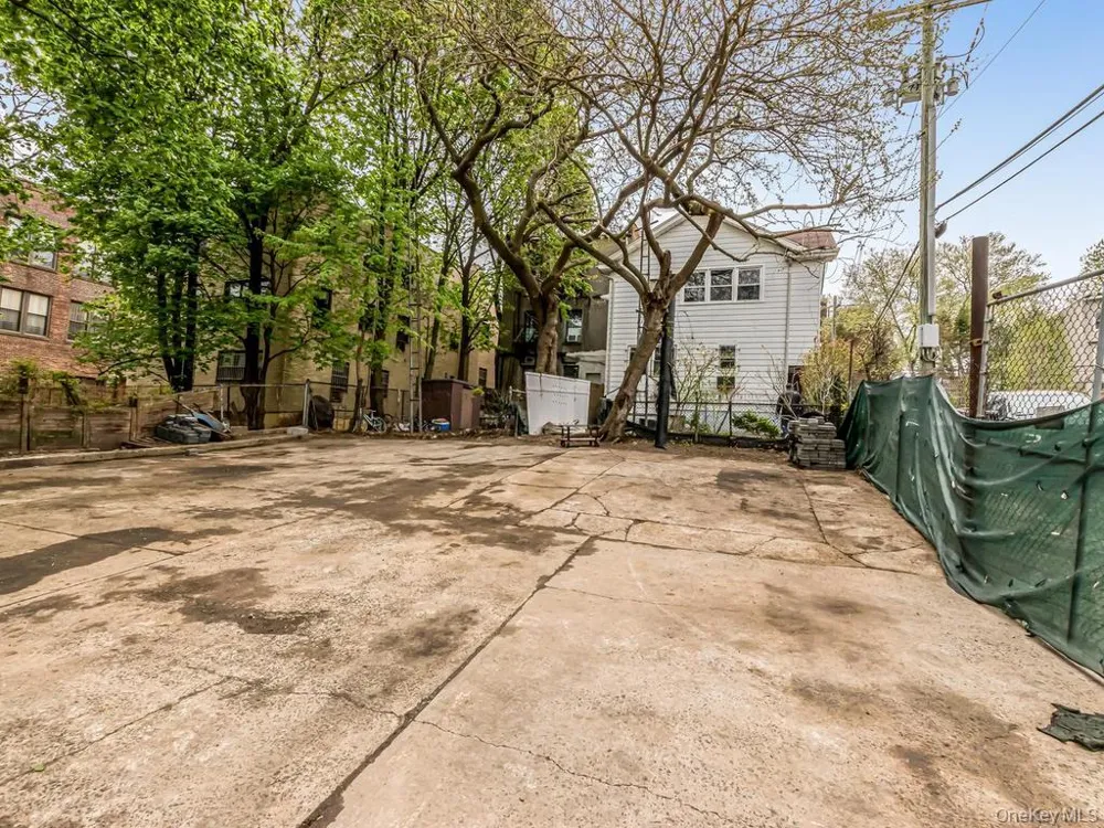 20 Saint Josephs Avenue Yonkers, NY 10703