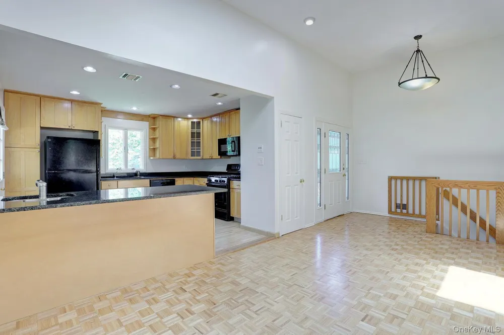 9 Charlotte Drive Spring Valley, NY 10977