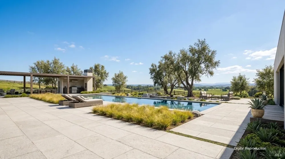 2700 Herzog Drive Petaluma, CA 94954