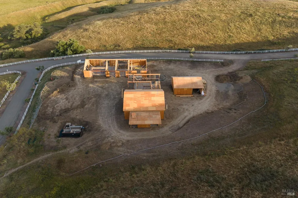2700 Herzog Drive Petaluma, CA 94954