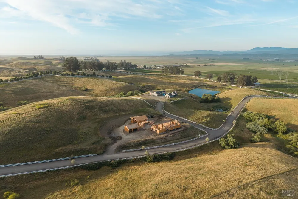 2700 Herzog Drive Petaluma, CA 94954
