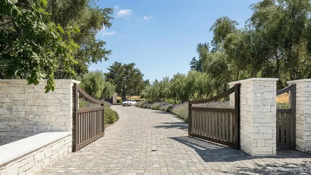 2955 Herzog Drive Petaluma, CA 94954