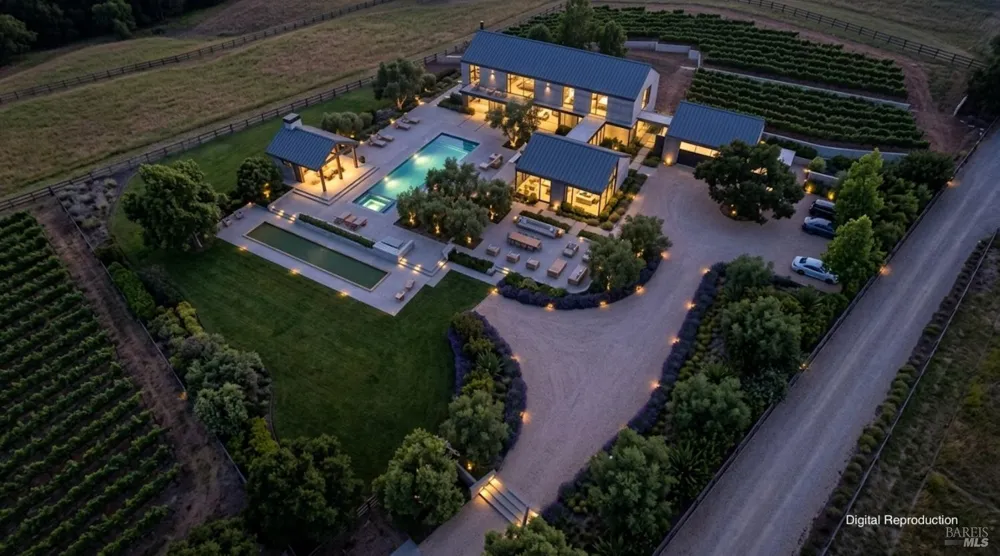 2955 Herzog Drive Petaluma, CA 94954