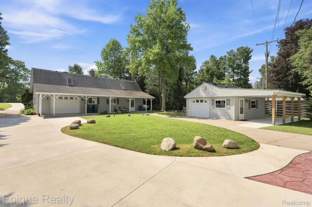 3864 Lakeshore Road Forestville Village, MI 48427