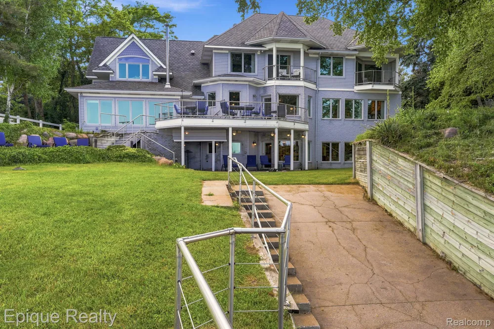 3864 Lakeshore Road Forestville Village, MI 48427