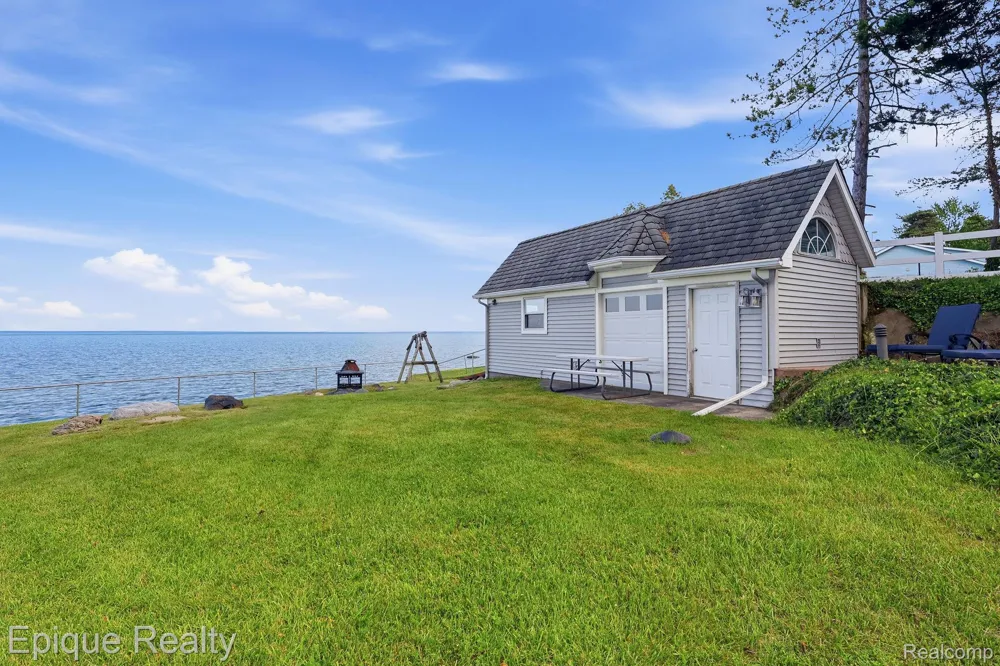 3864 Lakeshore Road Forestville Village, MI 48427
