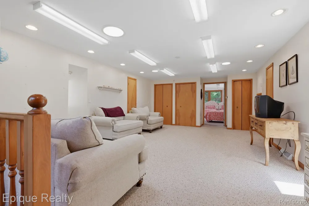 3864 Lakeshore Road Forestville Village, MI 48427