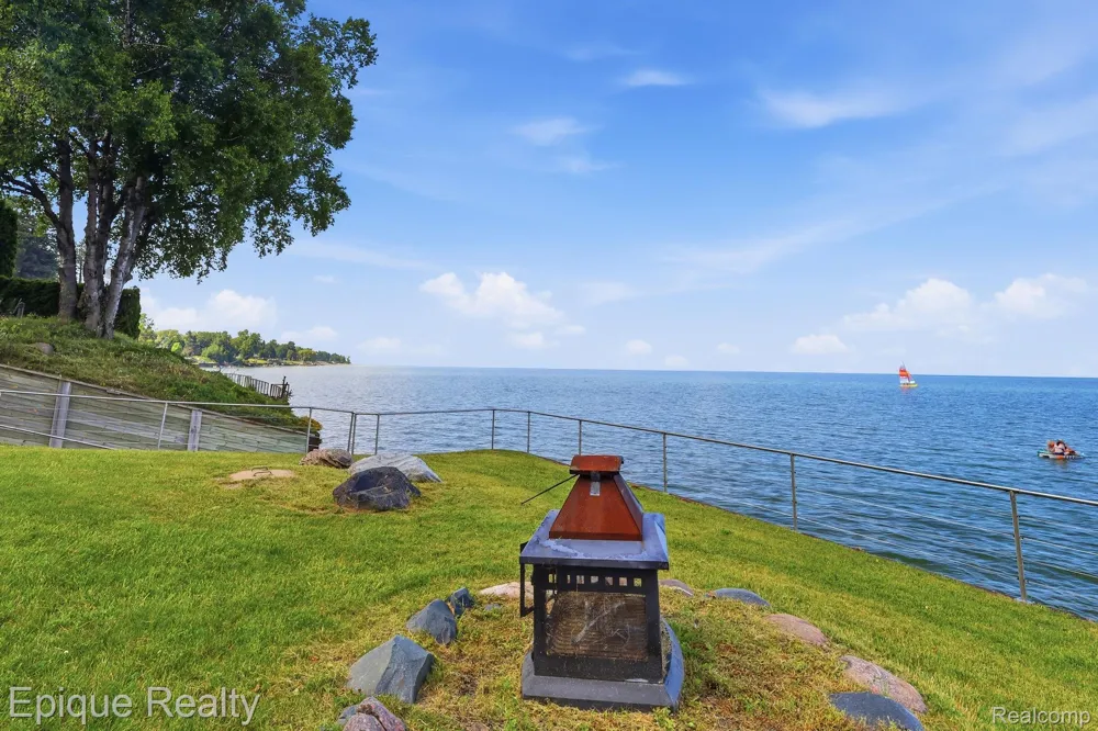 3864 Lakeshore Road Forestville Village, MI 48427