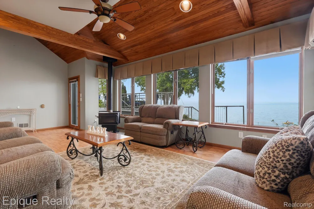 3864 Lakeshore Road Forestville Village, MI 48427