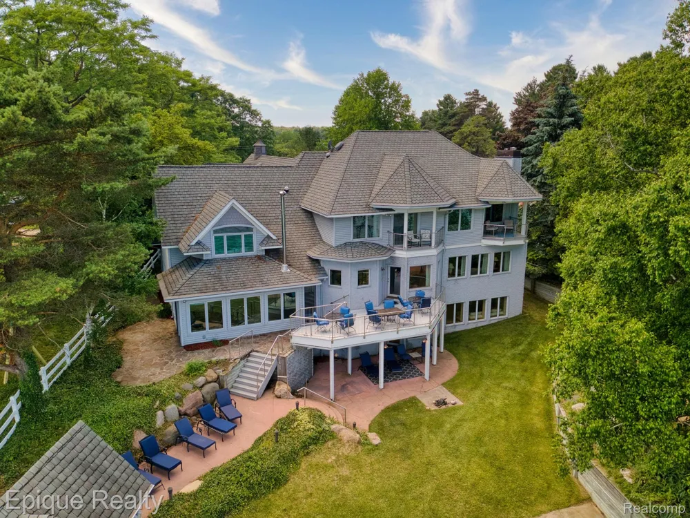 3864 Lakeshore Road Forestville Village, MI 48427